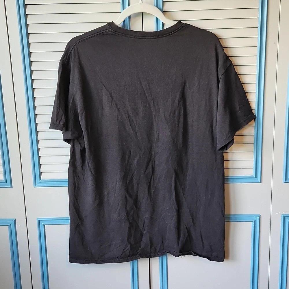 Warner Bros Looney Tunes Tasmanian Devil Graphic Tee - Picture 6 of 9